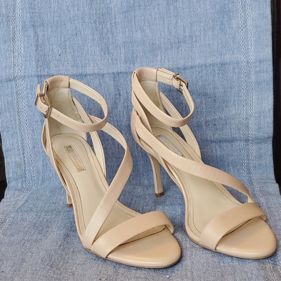 Nude sandal